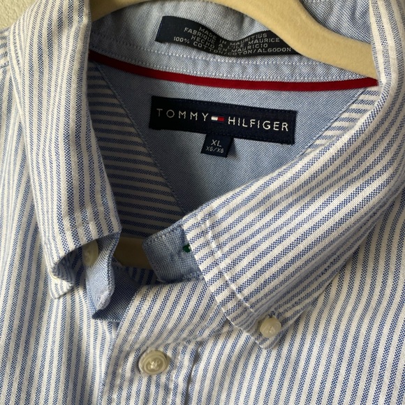 Vintage,Tommy Hilfiger men’s patriotic pinstriped, long sleeve button down shirt - Picture 2 of 6